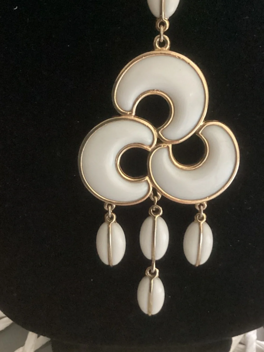 White Enamel Drop Pendant Necklace - Women Jewelry - Picture 2 of 5